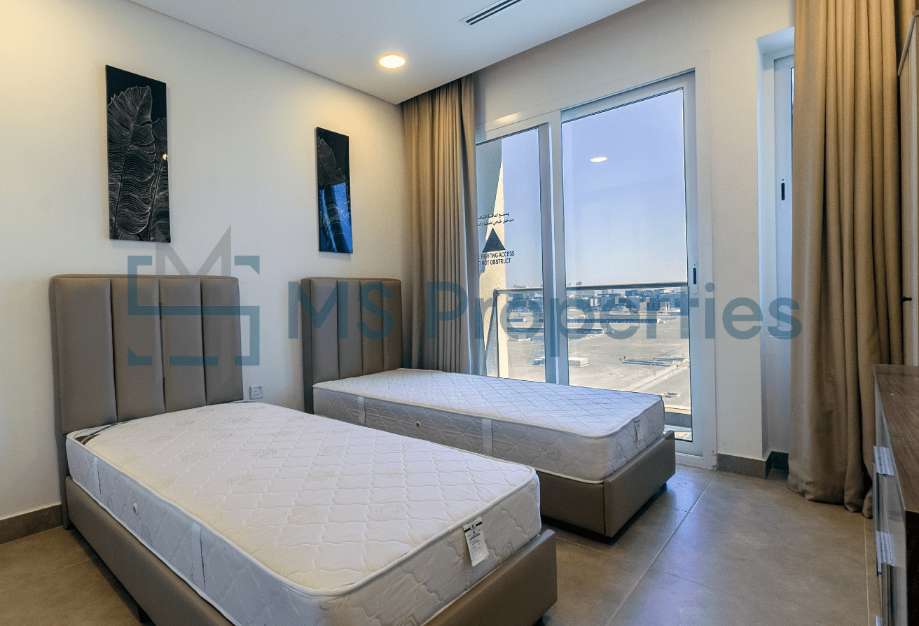 Modern Layout 2BR Apartment with Balcony