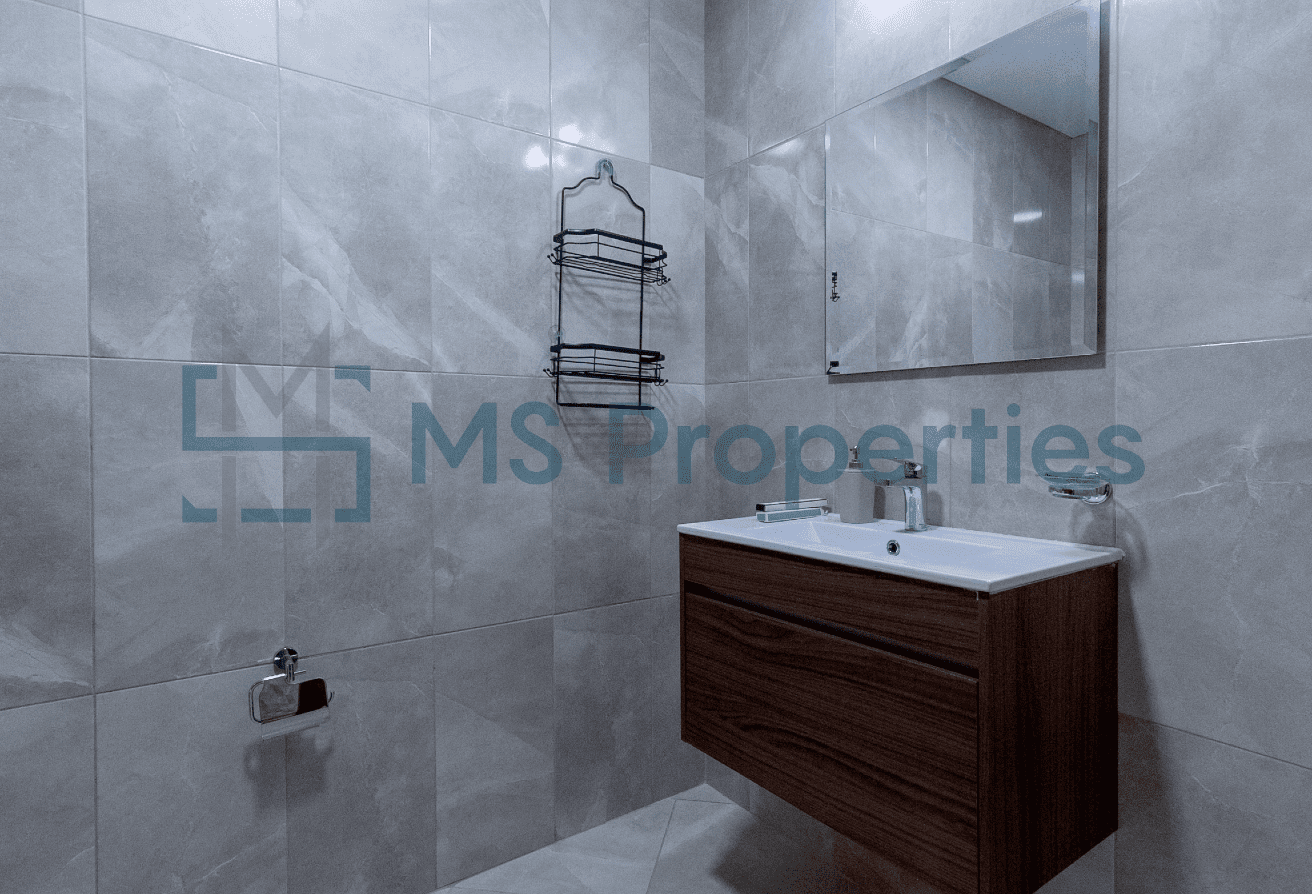 Modern Layout 2BR Apartment with Balcony