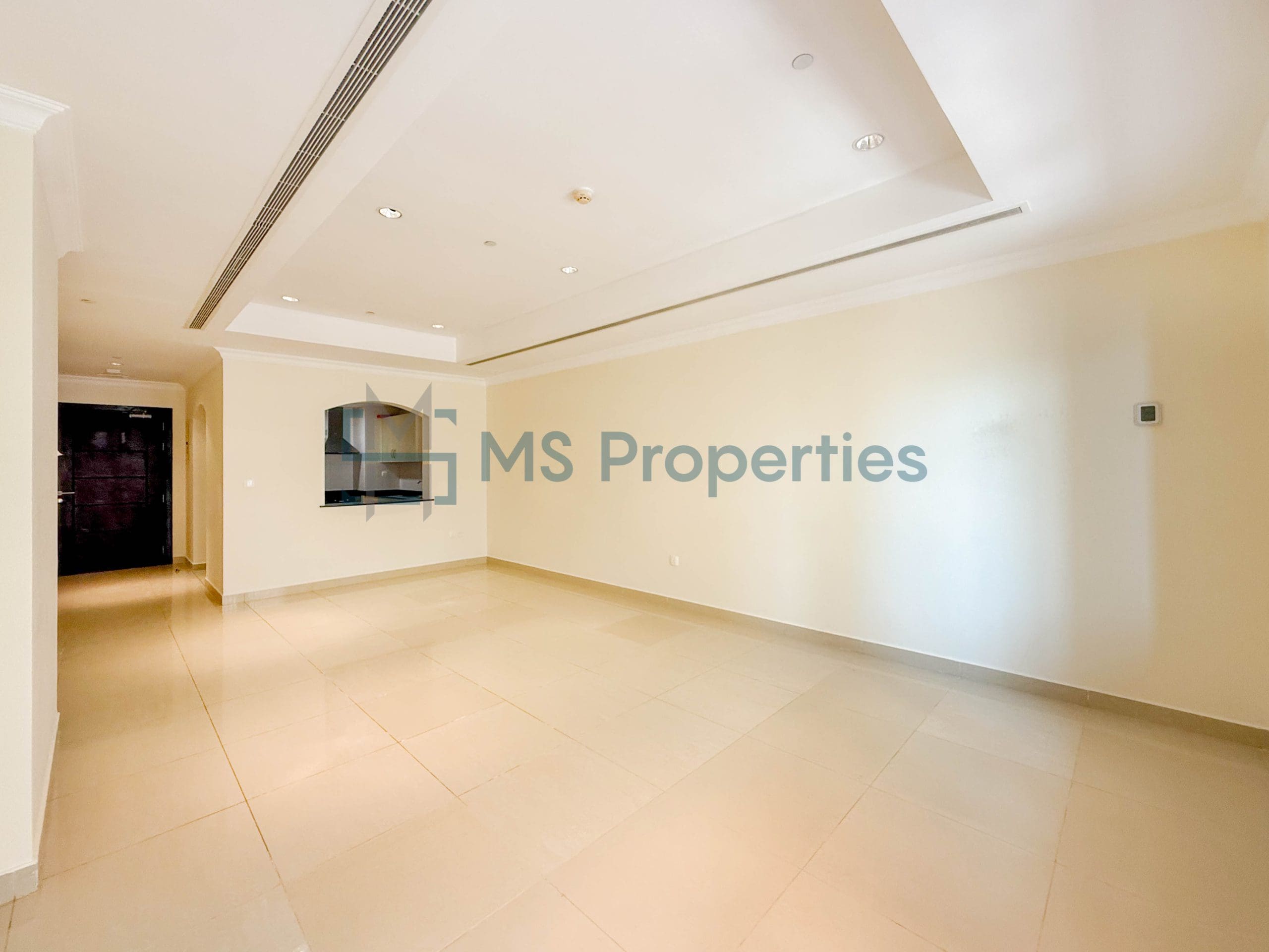 Perfect Space 1BR+Office Apartment with Balcony
