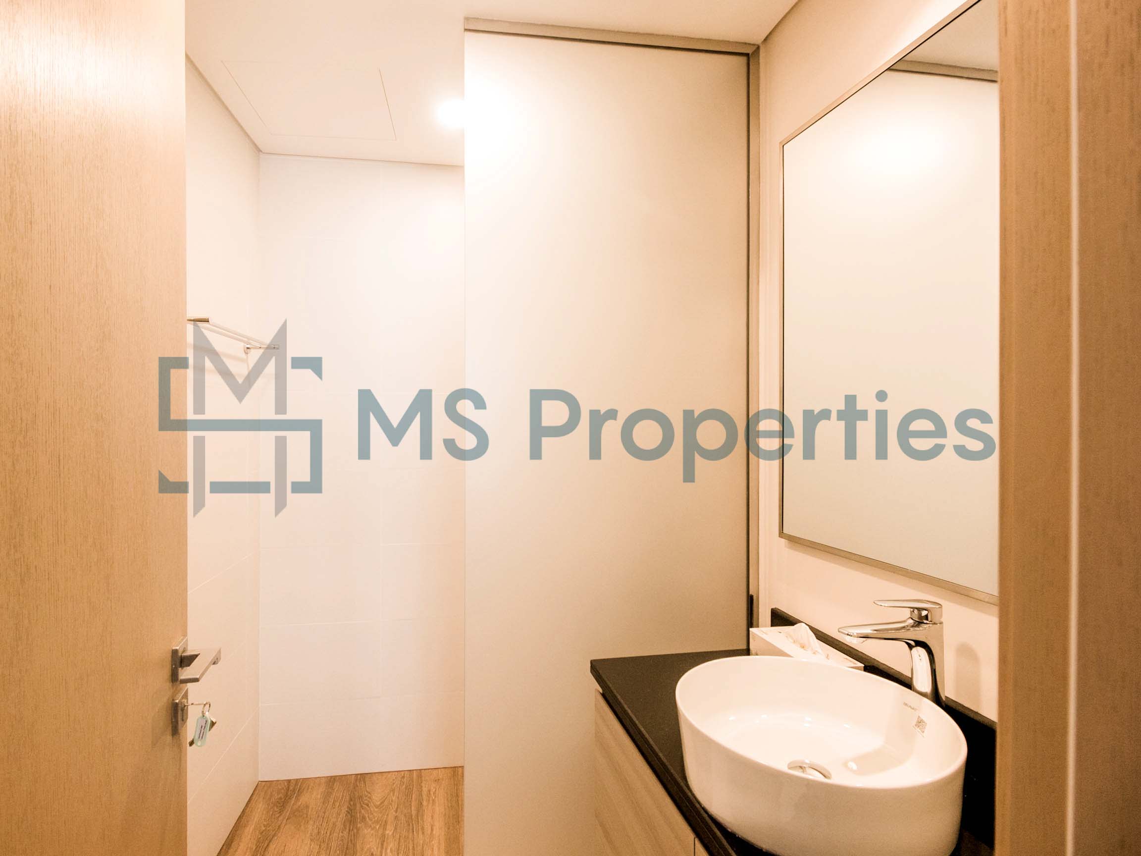 Amazing Location | 2BR Flat with Sea View Balcony