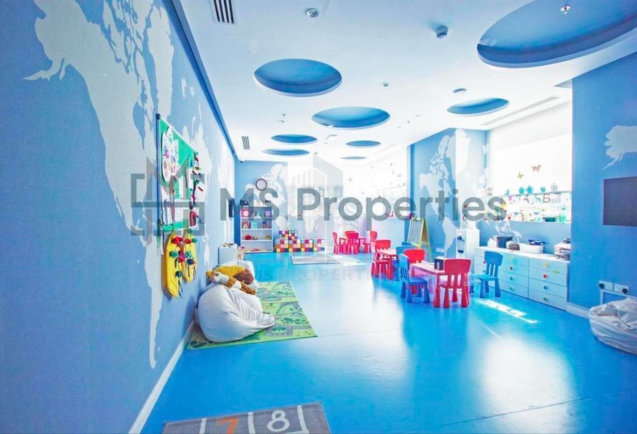 Stunning Deal 1BHK Flat | Outstanding City View