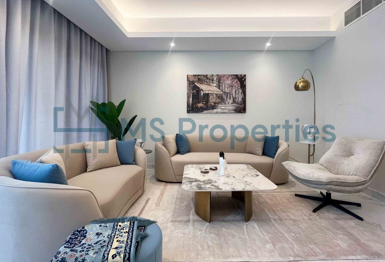 fcenyrum Cozy | 2BHK Apartment | with Balcony