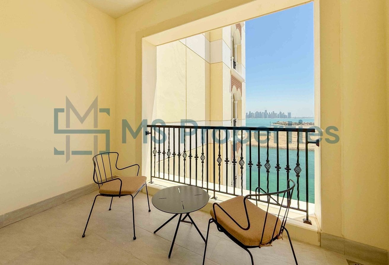 Bright 2BR | Beachfront View | Bills Included | No Commission