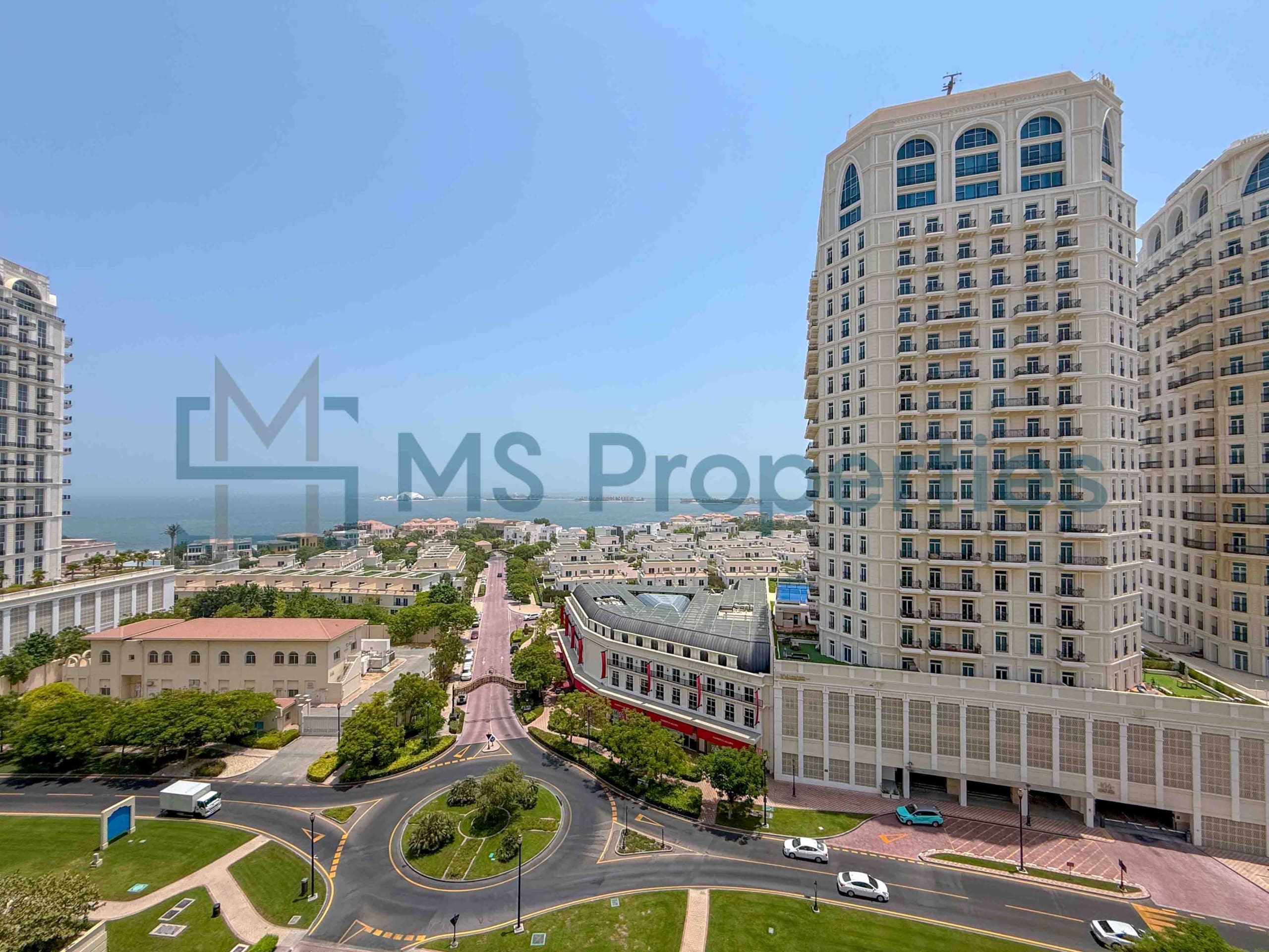 Premium 1BDR Apartment with Huge Balcony | Bills Included