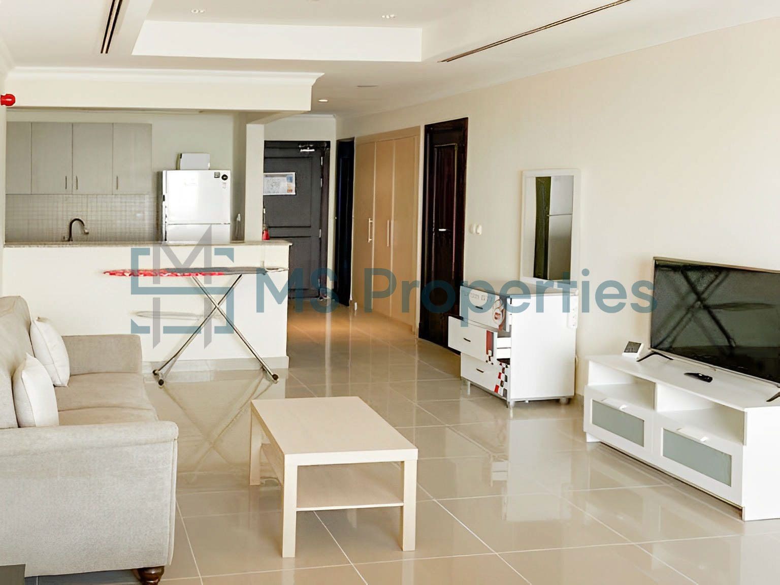Perfect Studio Apartment with Sea View Window