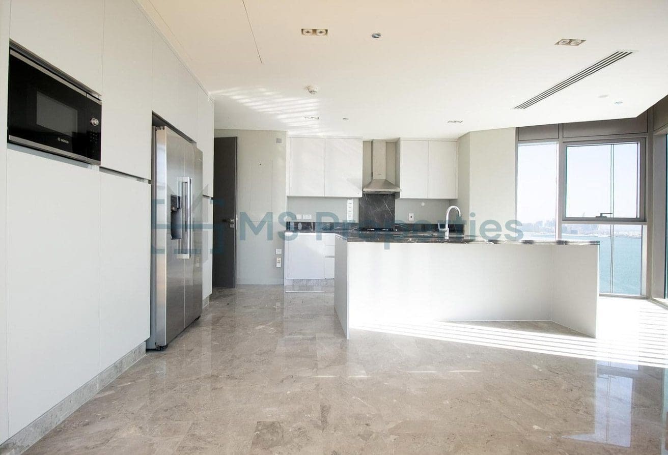 Luxurious and Stunning 3BHK Duplex in Seef Lusail