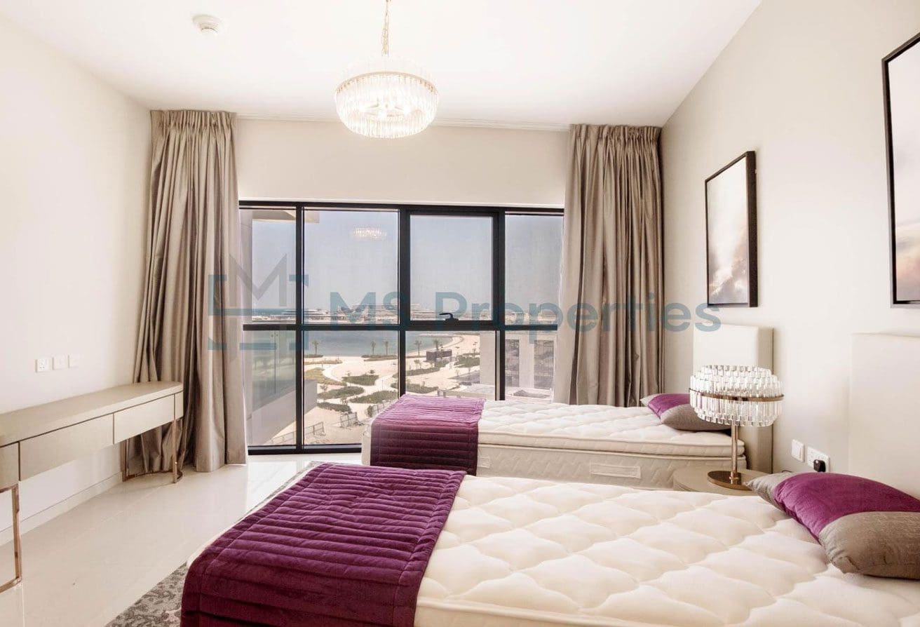 Prime Location | 2BHK Flat with Sea View Balcony