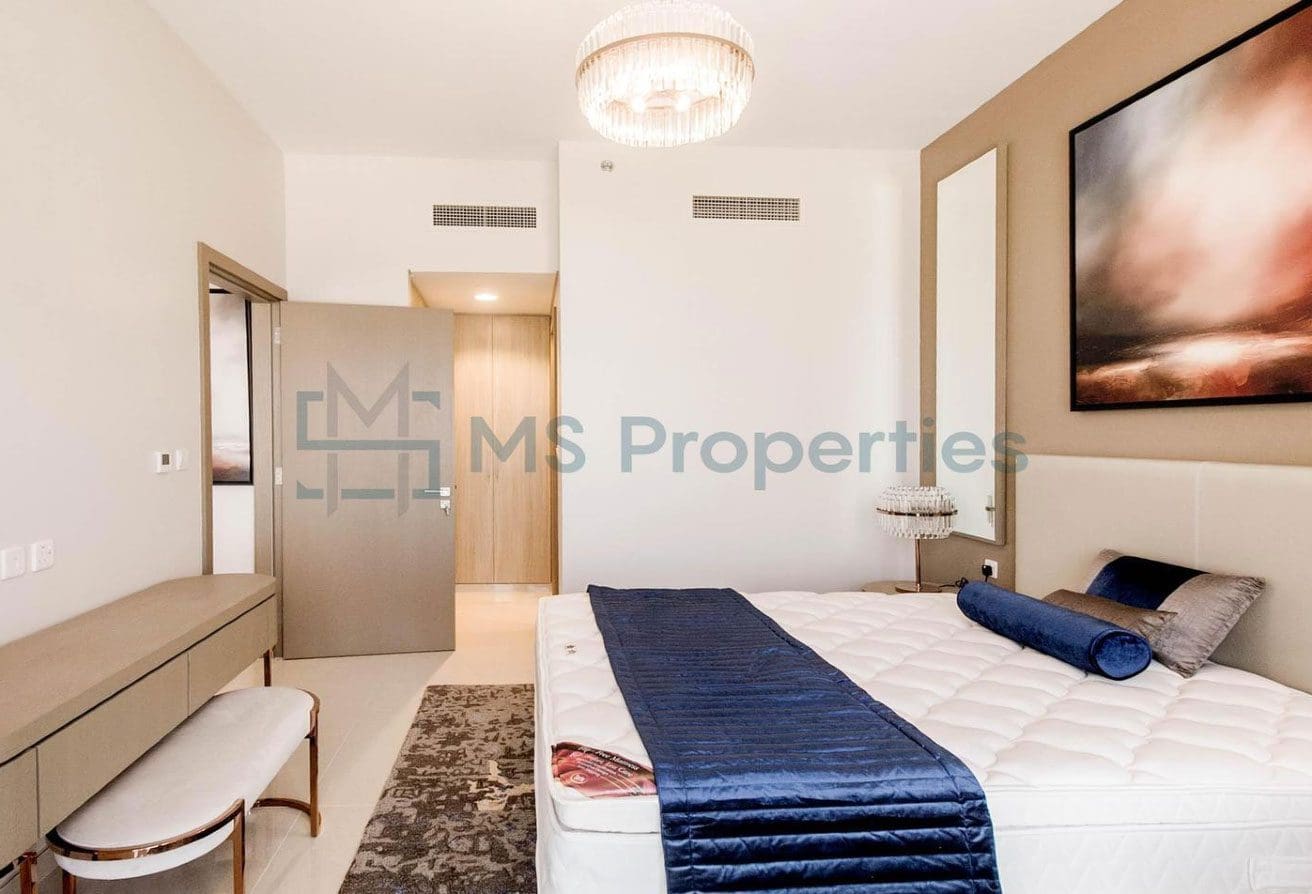 Prime Location | 2BHK Flat with Sea View Balcony