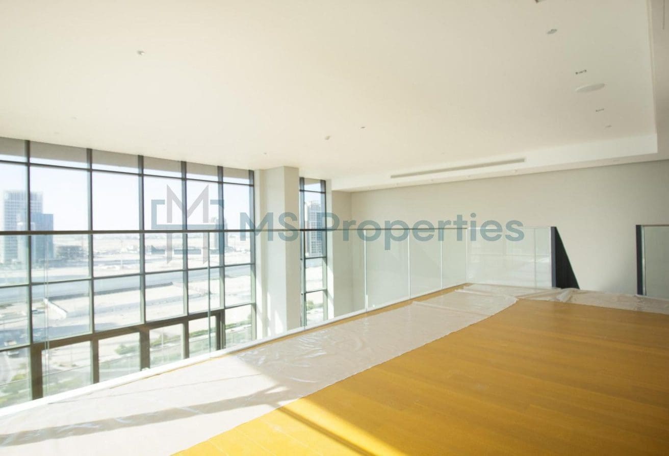 Luxurious and Stunning 3BHK Duplex in Seef Lusail