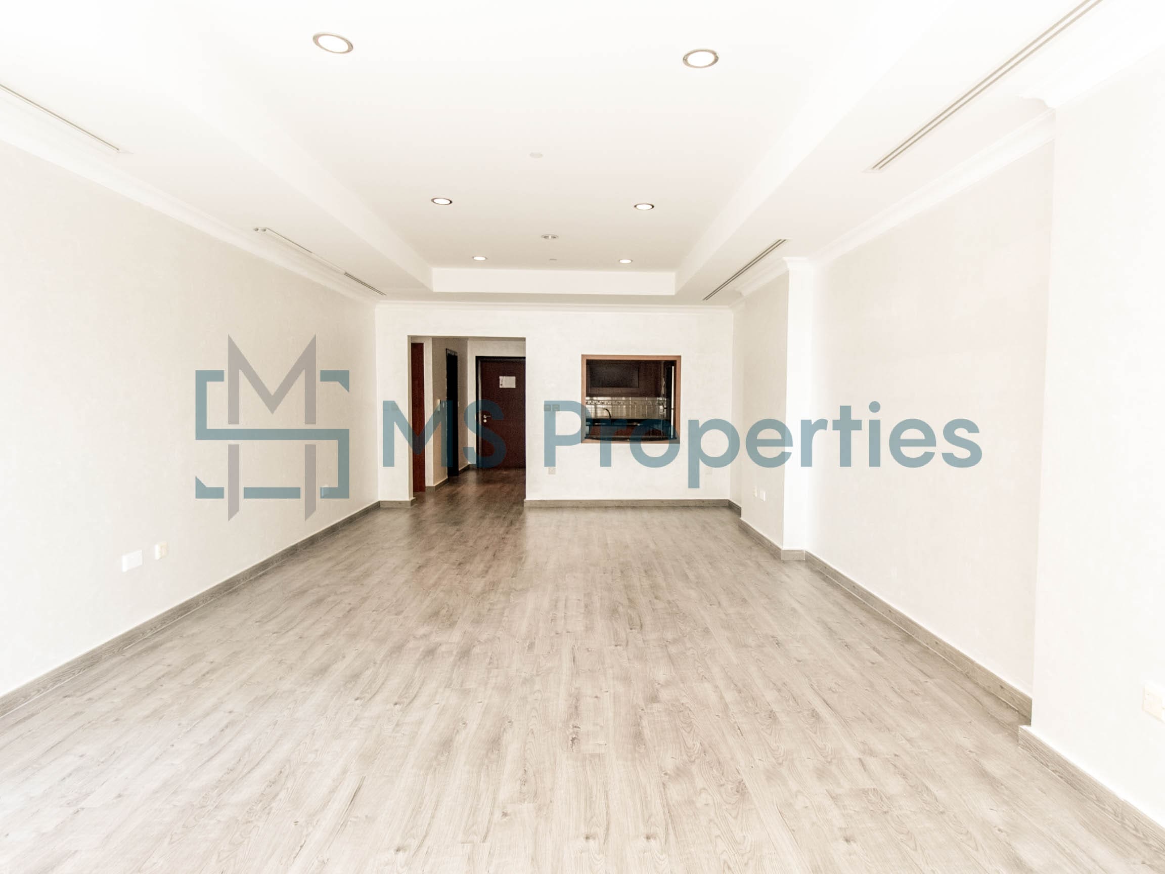 Contemporary 2BR Apartment | Marina Balcony