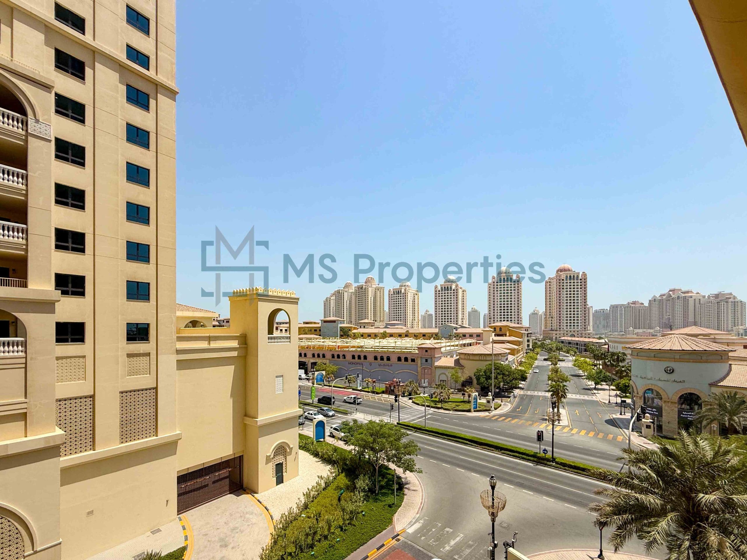 Sophisticated 1BR Apartment with Huge Balcony