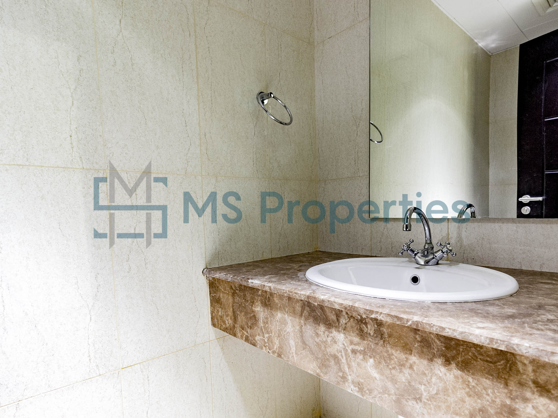 Charming 1BHK Apartment with Amazing View