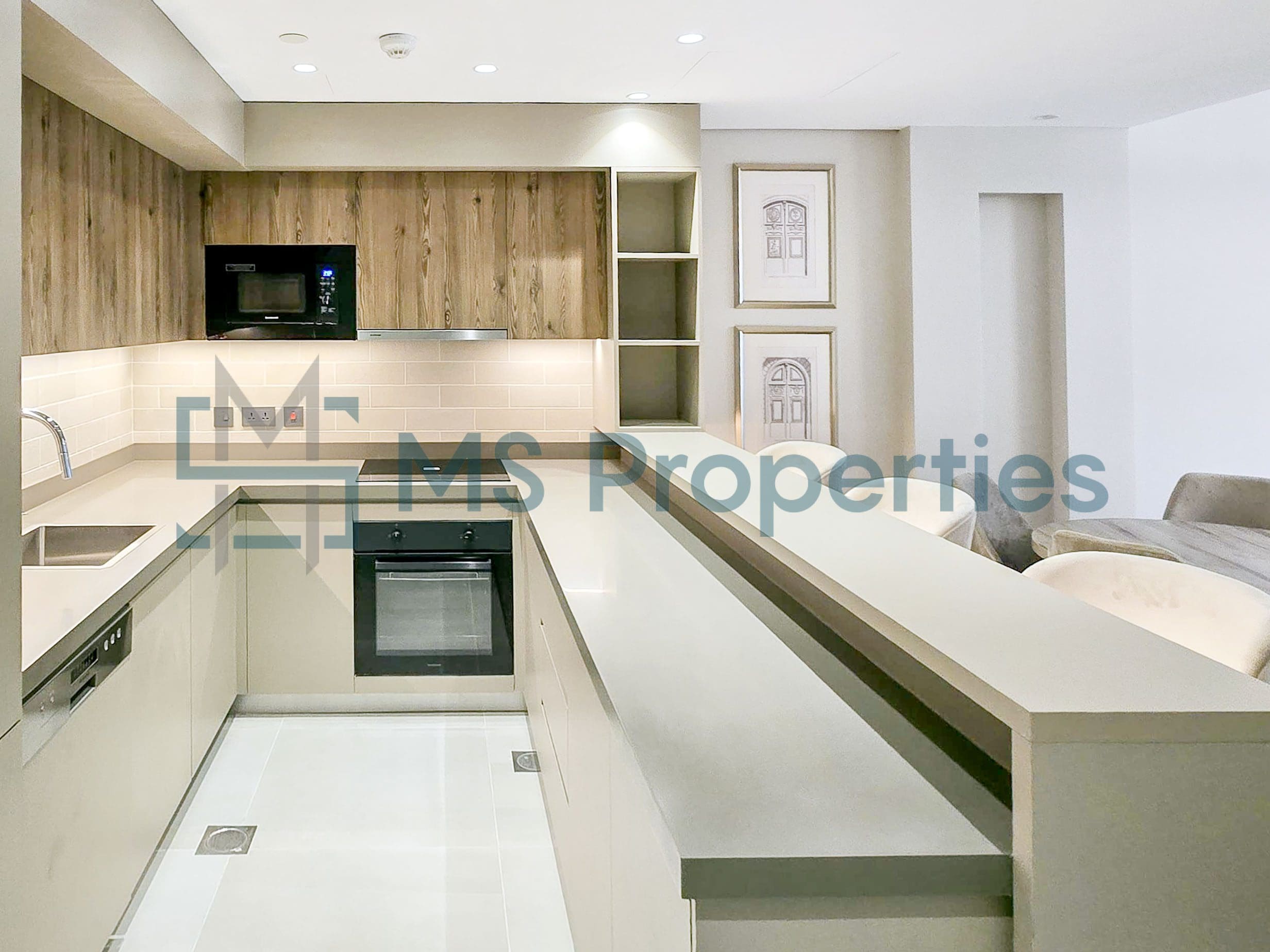 Stunning 1BHK Apartment in City Prime Location
