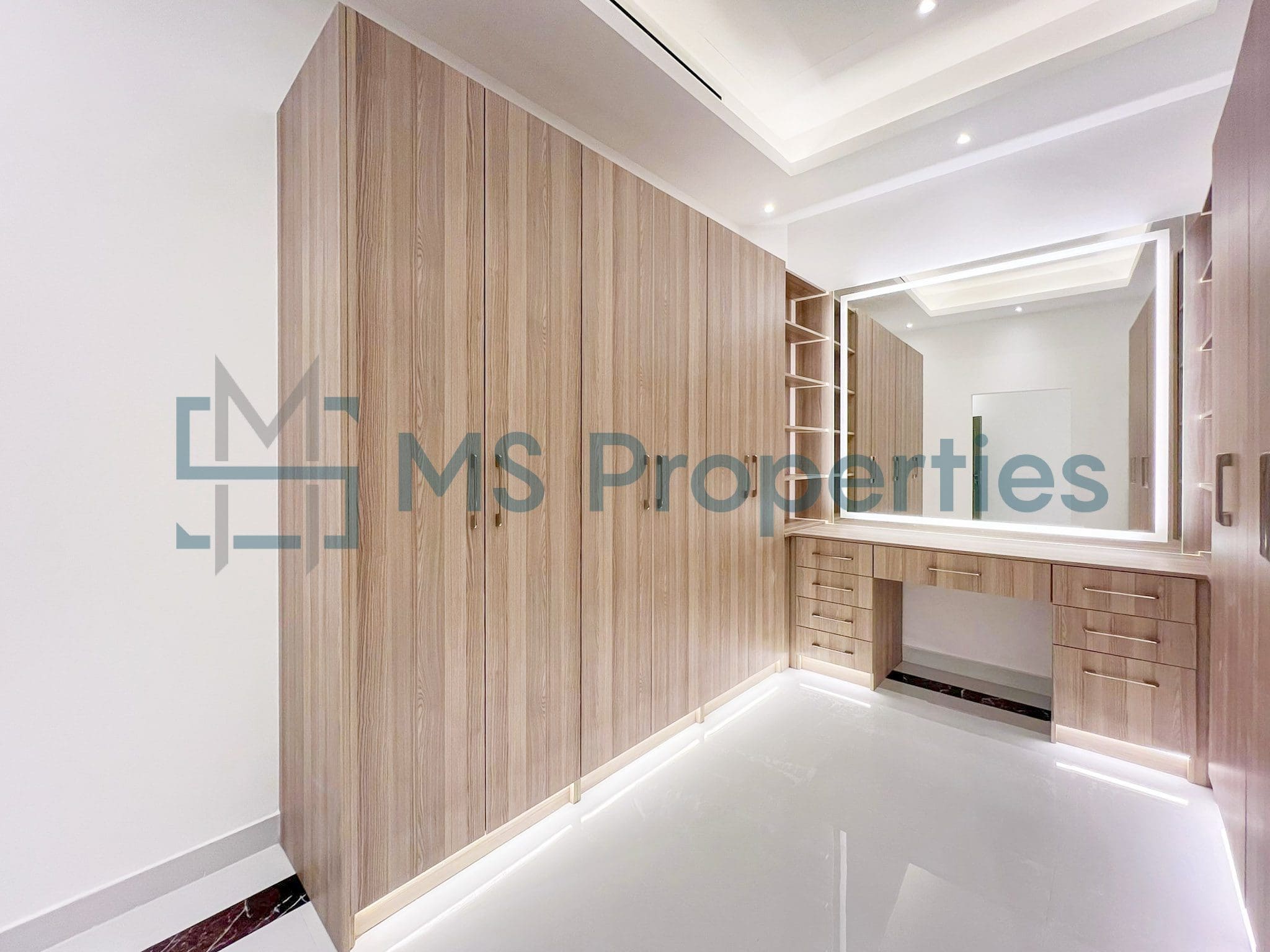 Gated 5BR + Maid Villa with Pool and Beach Access
