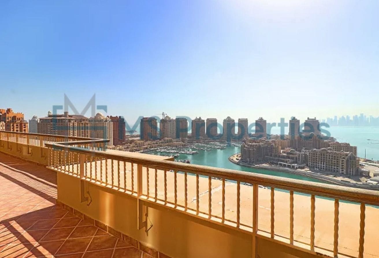 Modern 5Bedroom with Maids Room Penthouse for Sale