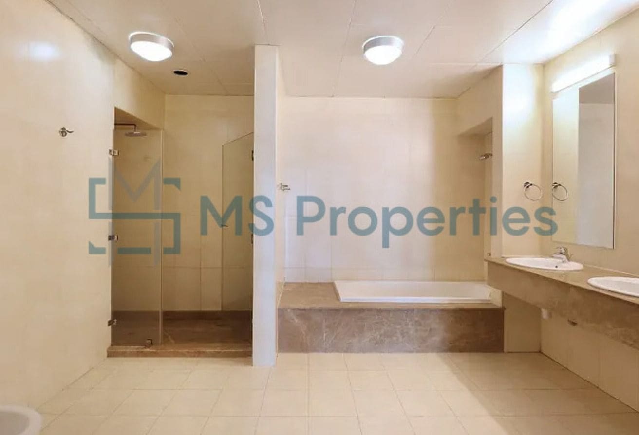 Modern 5Bedroom with Maids Room Penthouse for Sale