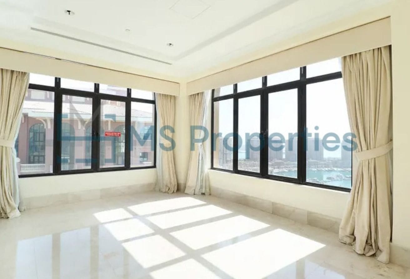 Modern 5Bedroom with Maids Room Penthouse for Sale