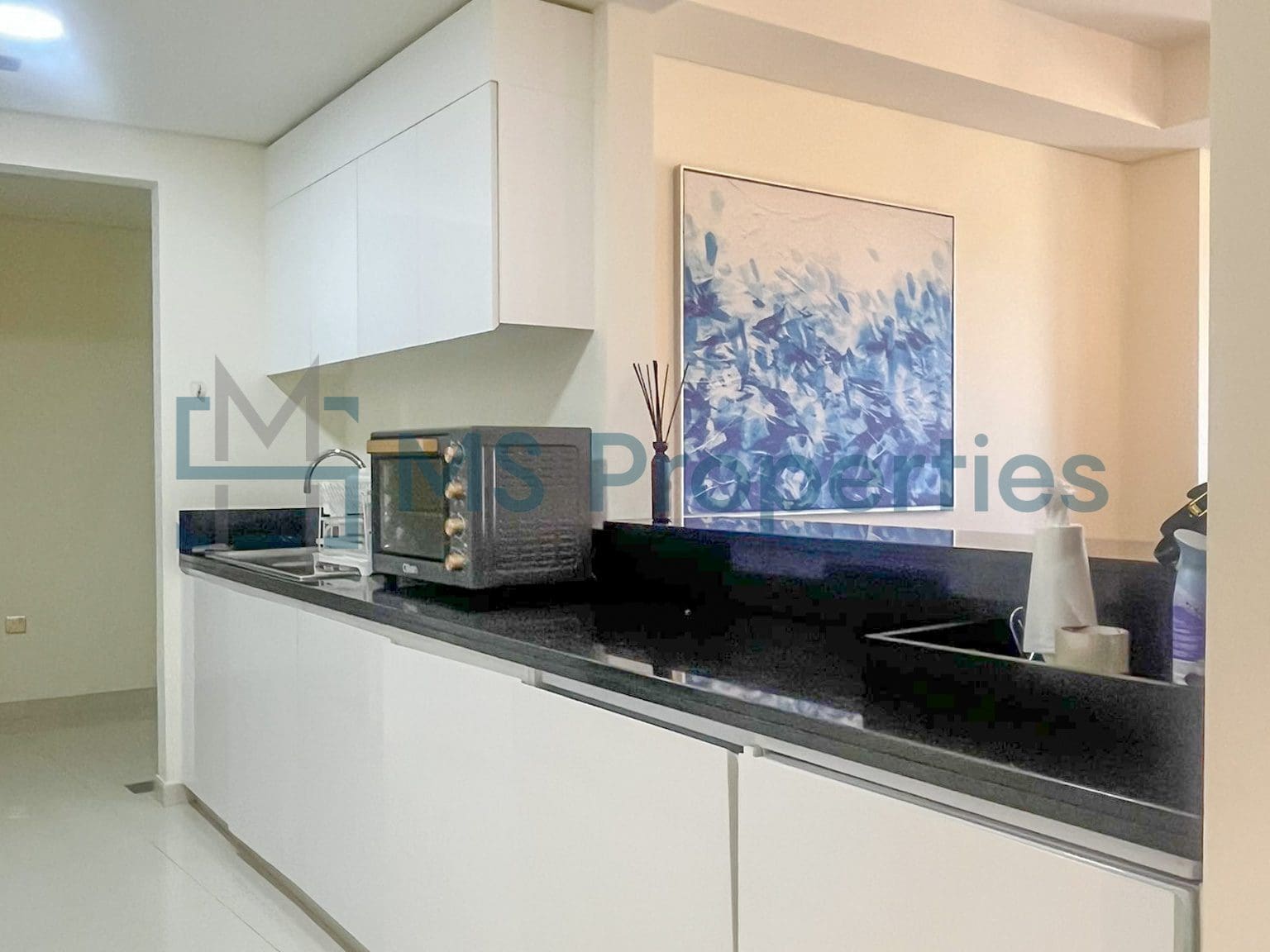 Hot Deal 1BHK Apartment with Stunning Balcony View
