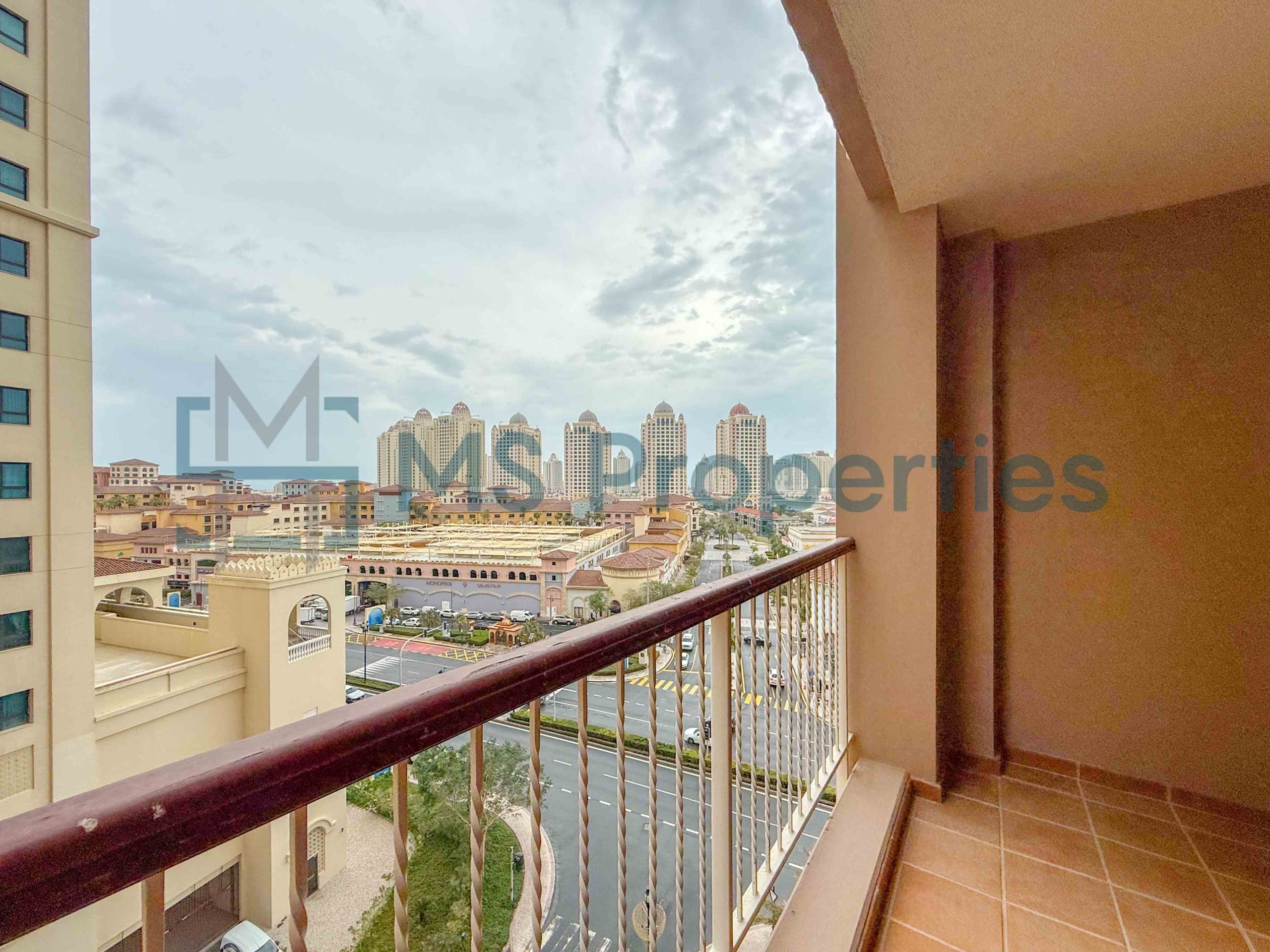 Spacious and Clean 1BHK Flat with Great Balcony