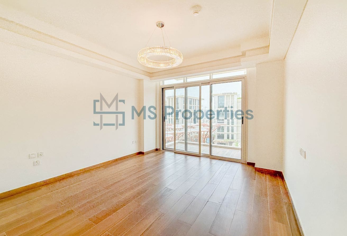 Beautiful Scenery 2BR+Maid Apartment with Balcony