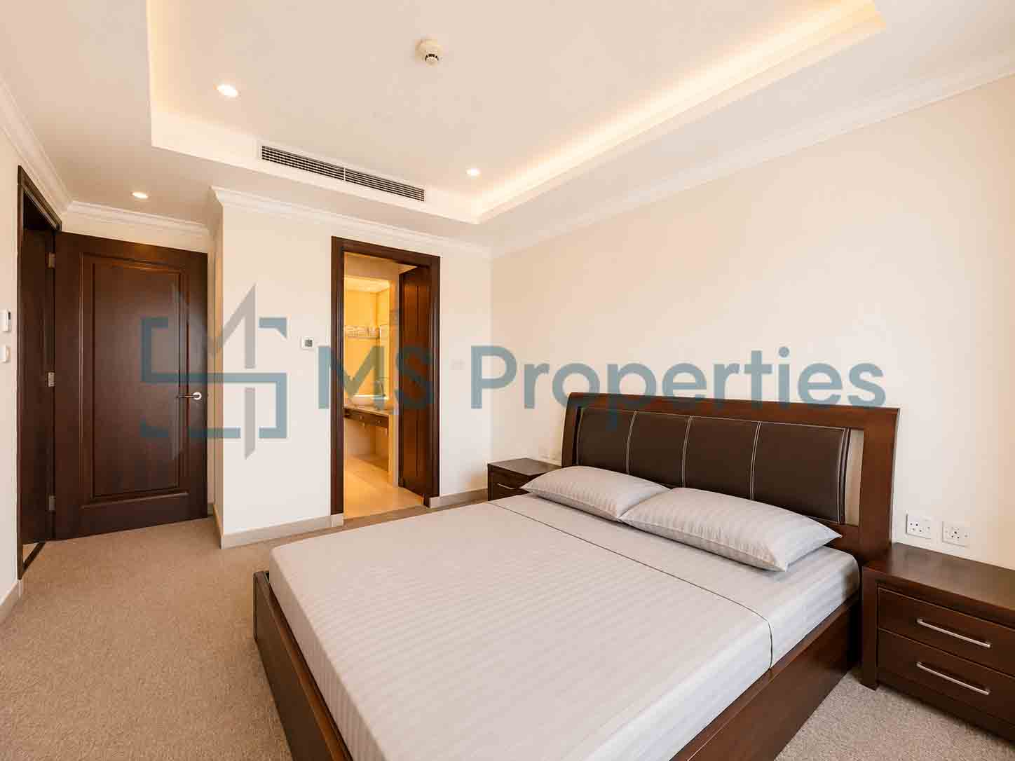 Premium 2BHK TownHouse w/ Amazing Marina View Balcony