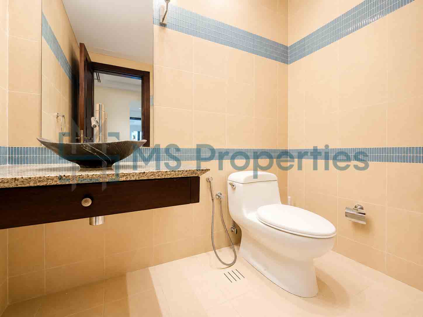 Premium 2BHK TownHouse w/ Amazing Marina View Balcony