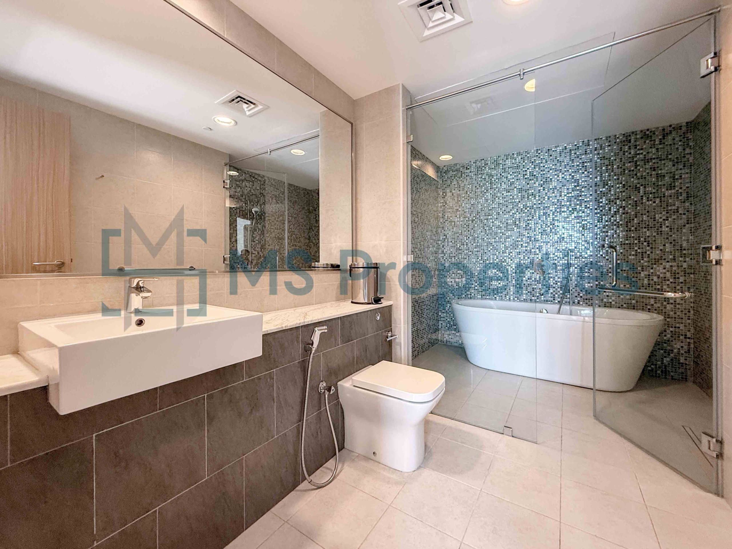Beach Front 1 Bedroom Chalet Furnished | Including Bills