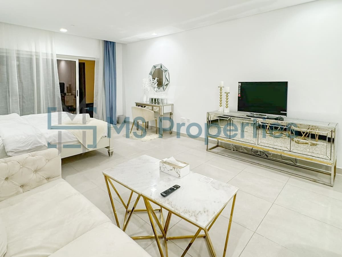 Elegant and Cozy Studio Furnished | Bills Included