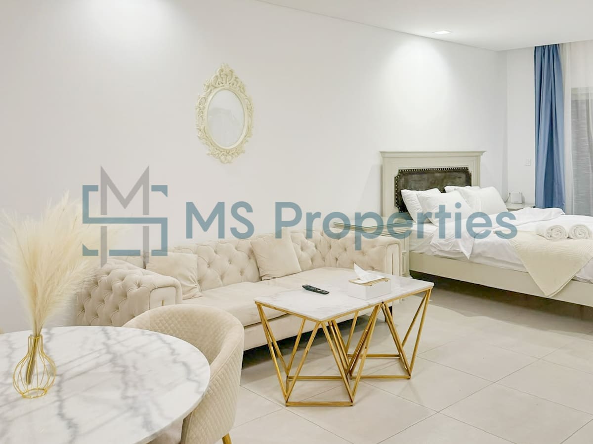 Elegant and Cozy Studio Furnished | Bills Included