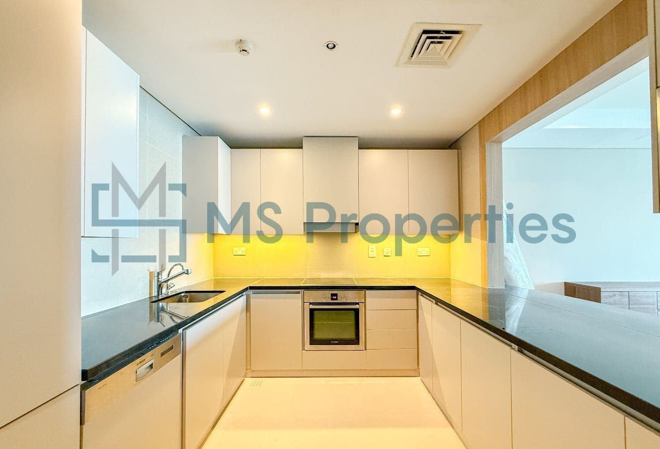 Modern | 2BR Townhouse | Sea View Balcony