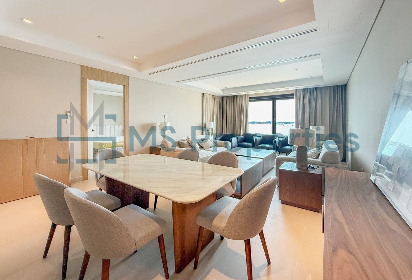 Stylish 1BR Townhouse | Breathtaking Sea View Balcony