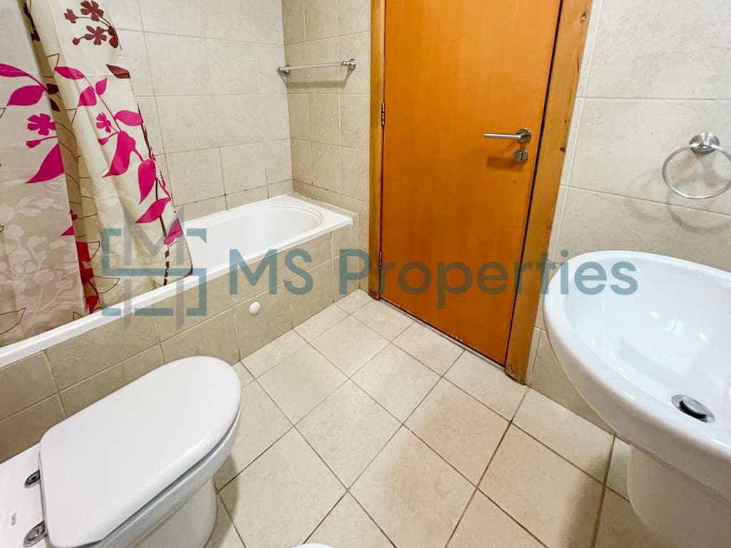 Elegant Furnished 2BHK | Sea View | Access Pool+Gym