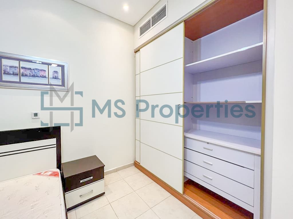 Elegant Furnished 2BHK | Sea View | Access Pool+Gym