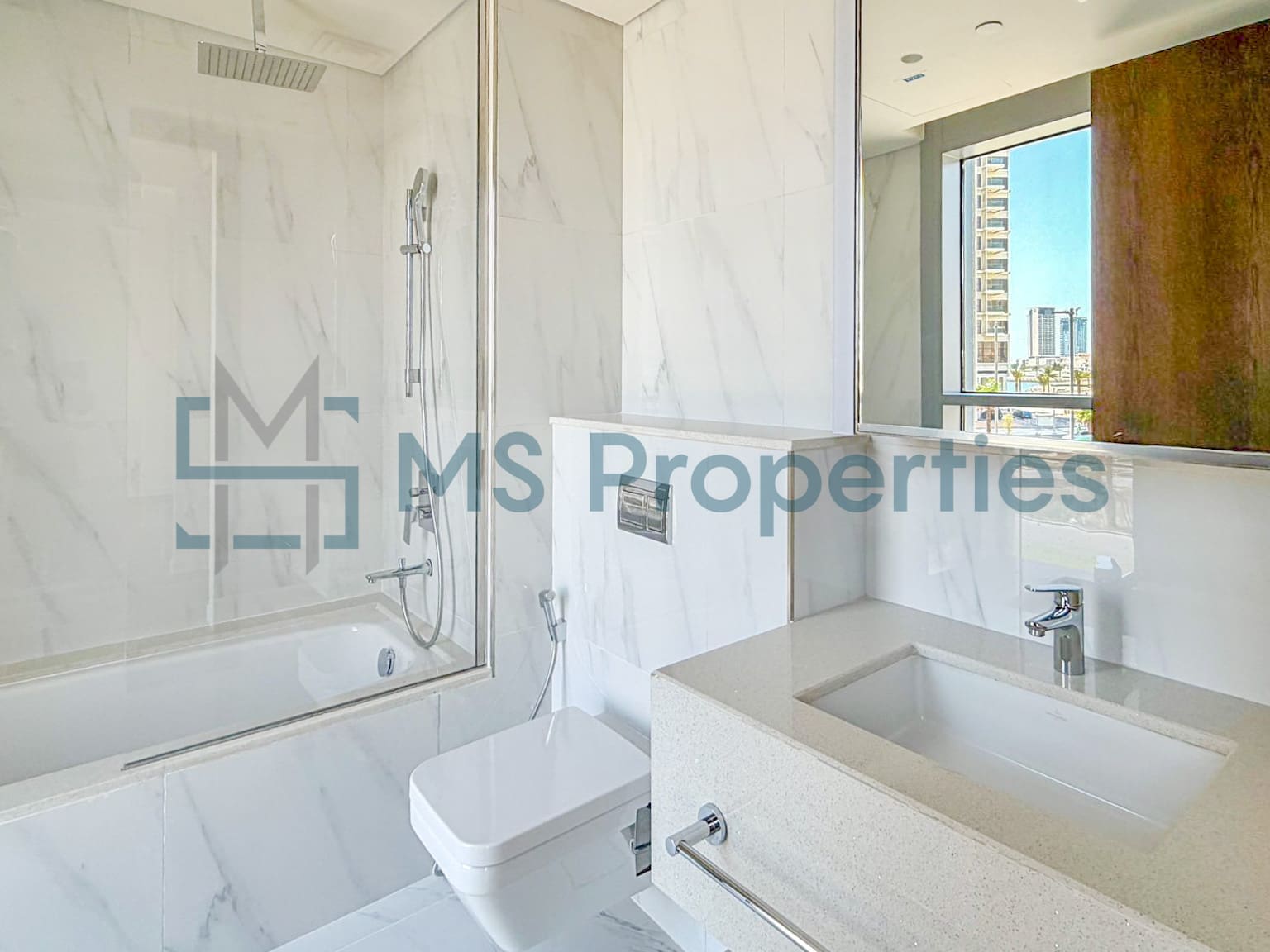 Luxurious Living 2 Bedroom in Lusail Premier Area