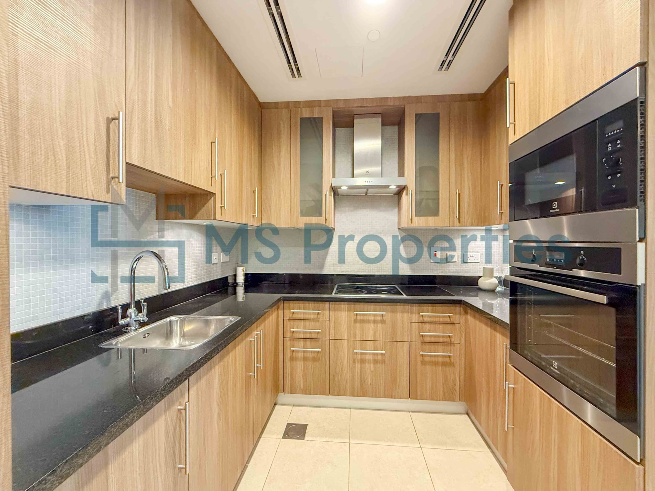 Ready To Move In | Studio Unit with Balcony Sea View