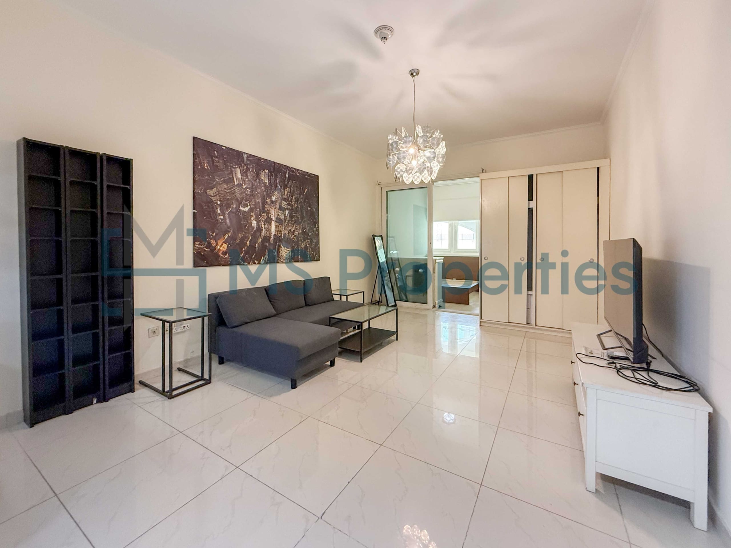 Precious Studio unit Apartment | Access Pool+Gym
