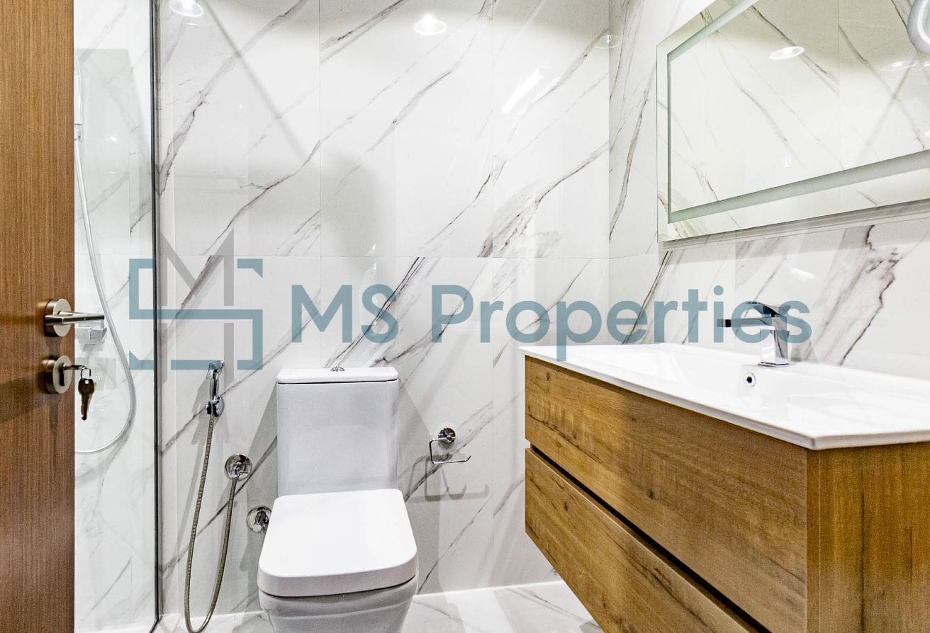 Great Investment | 1 BHK with Perfect Balcony Marina View